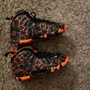 Nike little Posite Magma One size 12 C